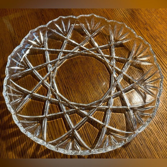 Mikasa Roxborough Hostess Serving Plate / Shallow Bowl 12.5” - Picture 7 of 8